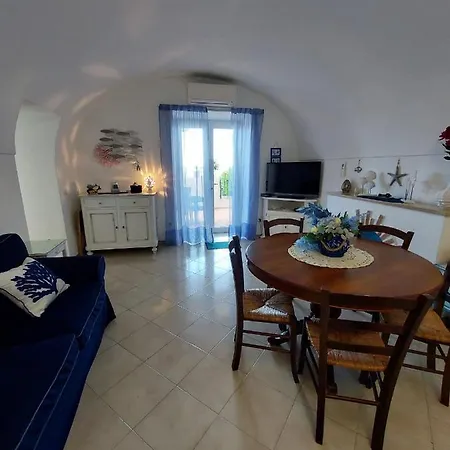 Holiday home Blu *